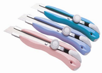 Standard Heavy-Duty 18mm Utility Knife