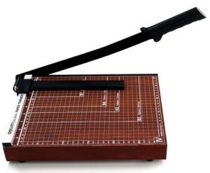 Deli 8004 Paper Cutter A4 Wooden Base